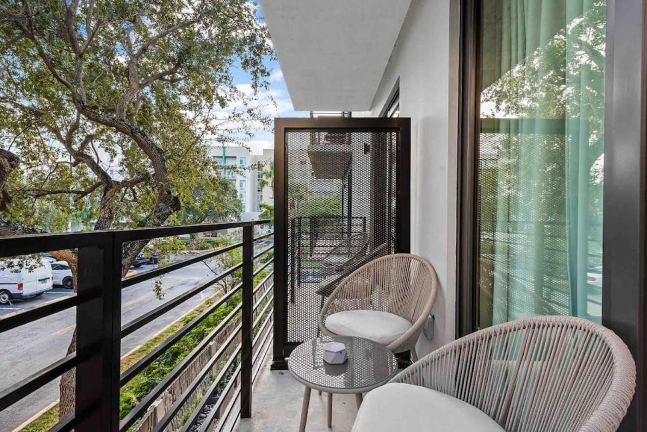 Pretty Rola 202 Modern Industrial Apt W King Bed Fort Lauderdale Ngoại thất bức ảnh