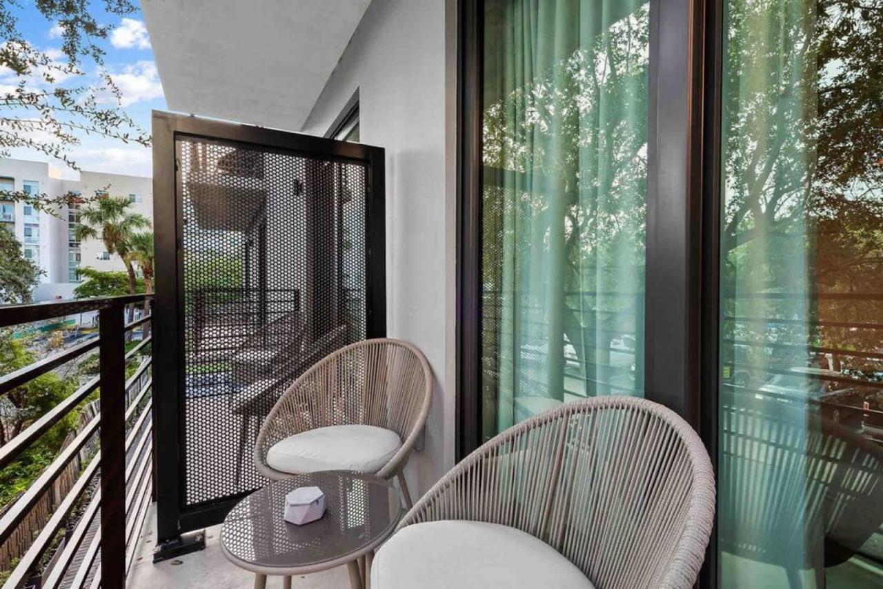 Pretty Rola 202 Modern Industrial Apt W King Bed Fort Lauderdale Ngoại thất bức ảnh